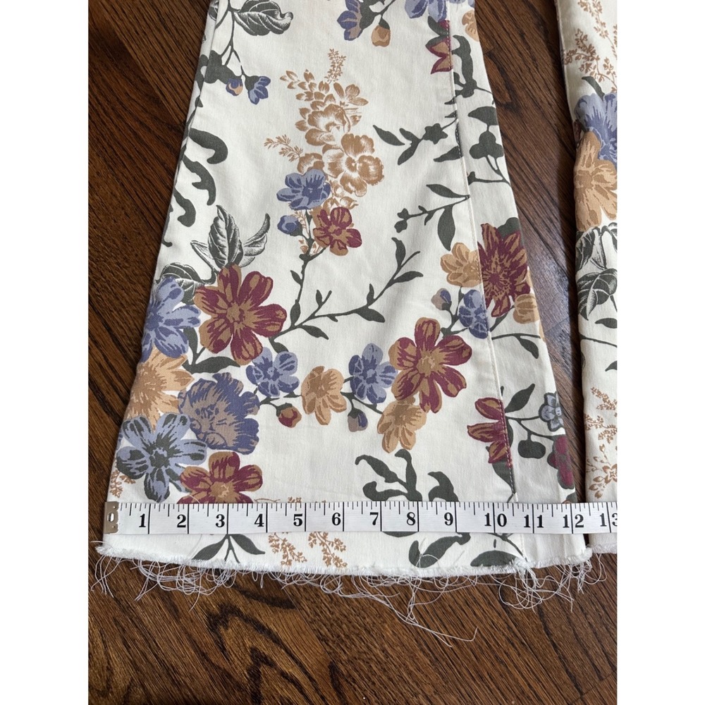 Free People "We The Free" Youthquake floral printed crop flare jeans Size 25 - Picture 3 of 6
